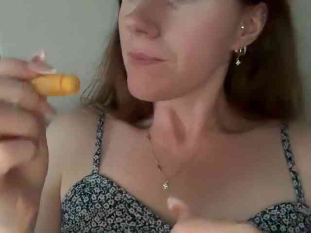 REDHEADROSIE webcam