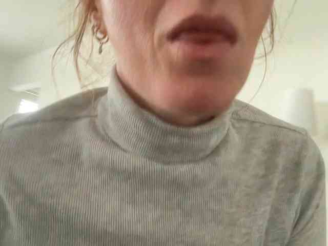 REDHEADROSIE