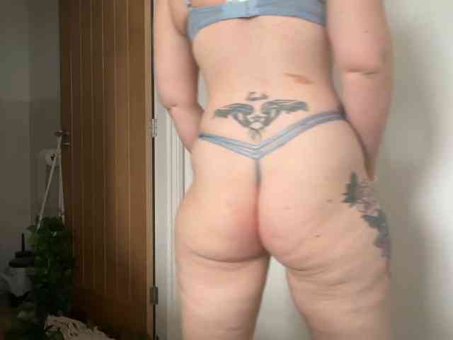 REDHEADROSIE webcam