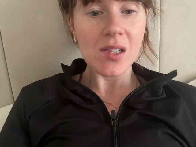REDHEADROSIE webcam