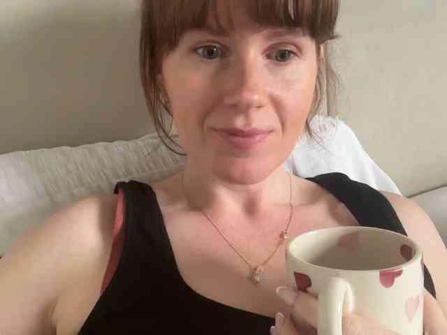 REDHEADROSIE webcam