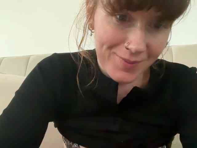 REDHEADROSIE