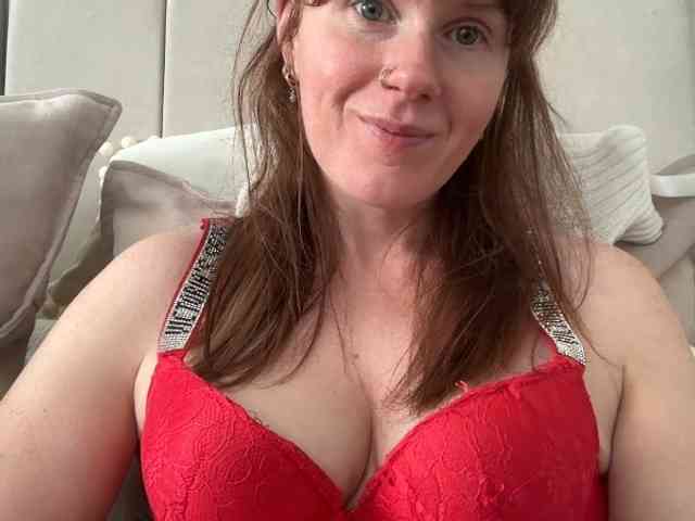 REDHEADROSIE