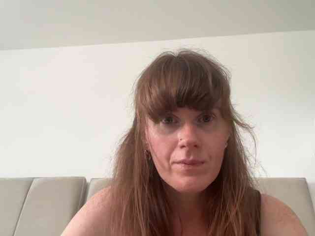 REDHEADROSIE webcam