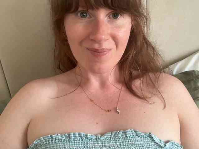 REDHEADROSIE