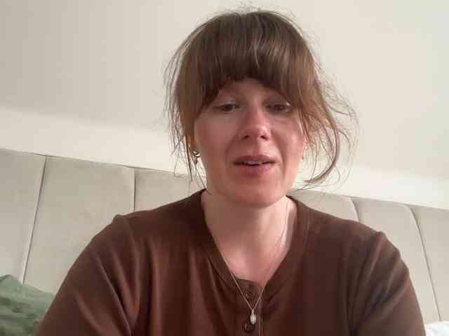 REDHEADROSIE webcam