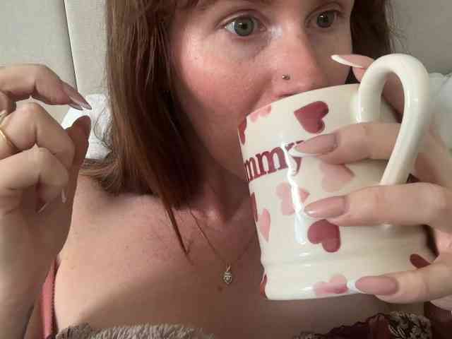 REDHEADROSIE webcam