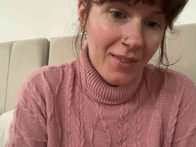 REDHEADROSIE webcam
