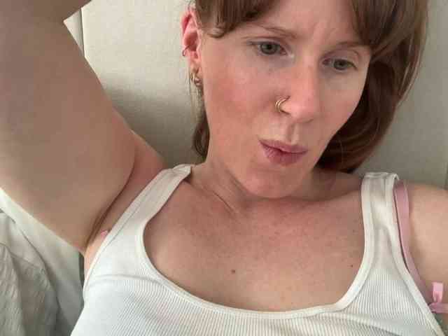 REDHEADROSIE