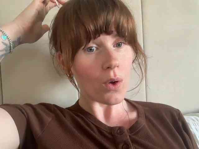 REDHEADROSIE webcam