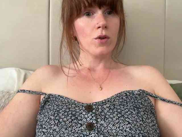 REDHEADROSIE webcam