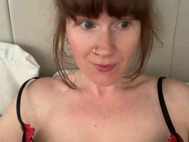 REDHEADROSIE
