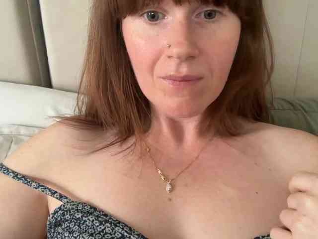 REDHEADROSIE REDHEADROSIE