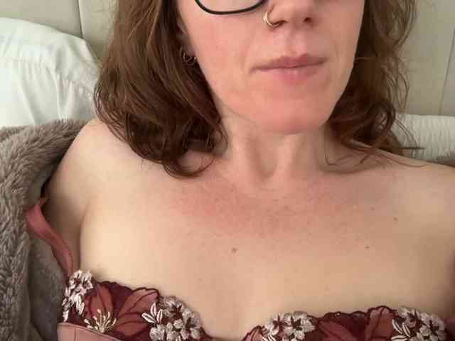 REDHEADROSIE