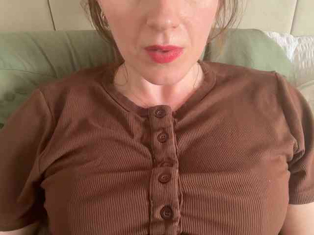 REDHEADROSIE webcam