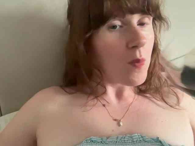 REDHEADROSIE
