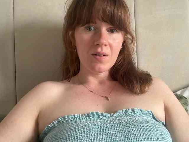REDHEADROSIE