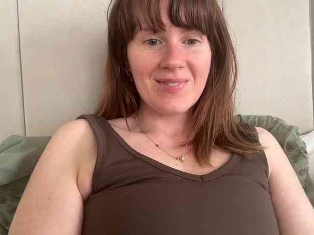 REDHEADROSIE webcam