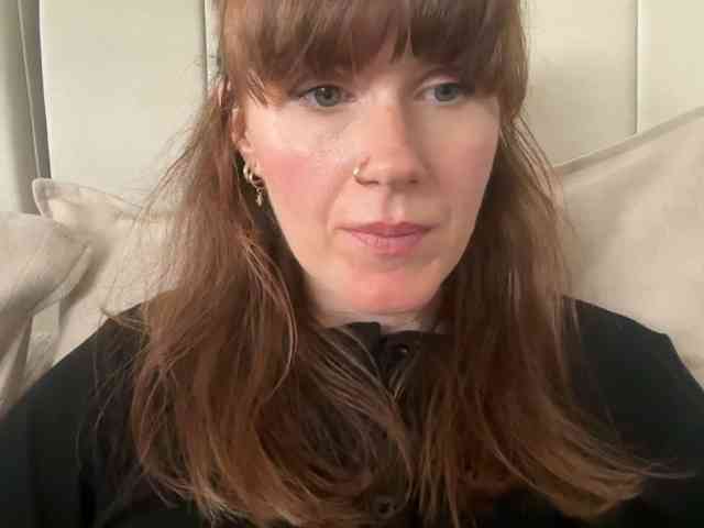 REDHEADROSIE webcam