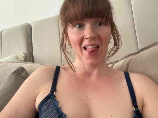 REDHEADROSIE