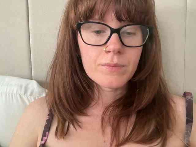 REDHEADROSIE