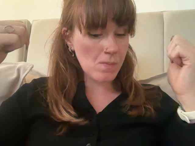 REDHEADROSIE webcam