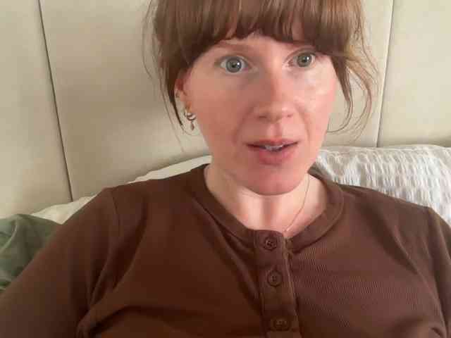 REDHEADROSIE webcam