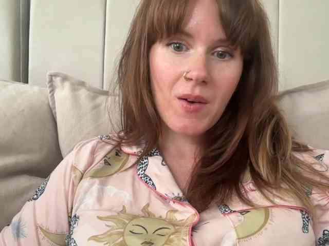 REDHEADROSIE webcam