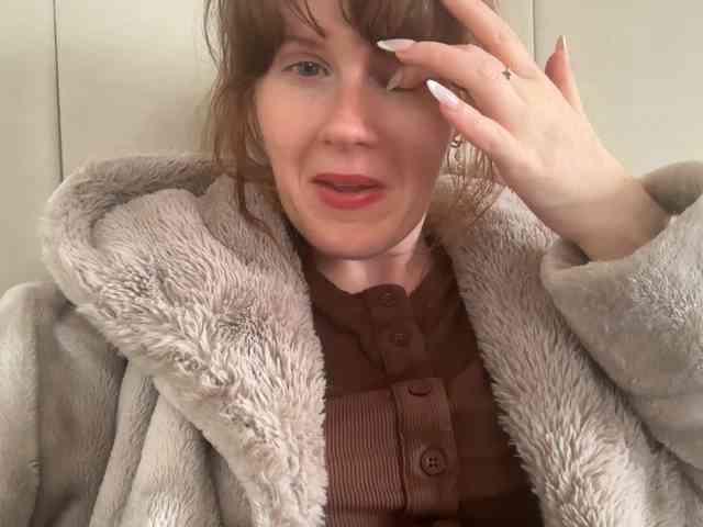 REDHEADROSIE webcam