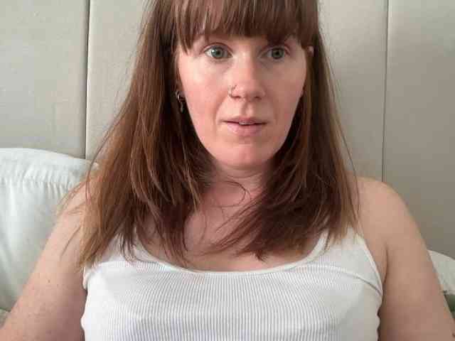 REDHEADROSIE webcam