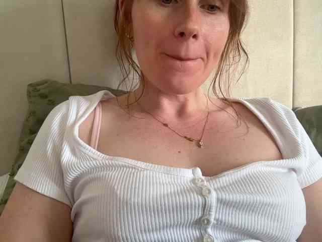REDHEADROSIE