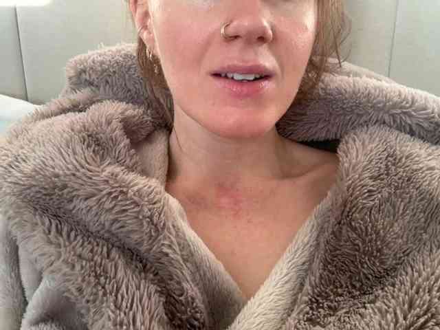 REDHEADROSIE webcam