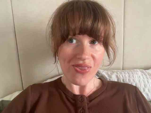 REDHEADROSIE webcam