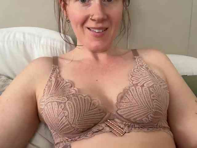 Modelo: REDHEADROSIE