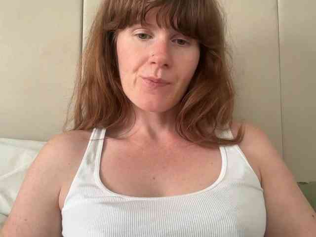 REDHEADROSIE webcam