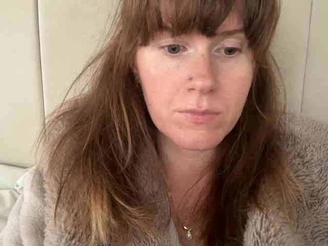 REDHEADROSIE webcam
