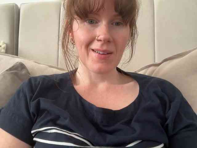 REDHEADROSIE webcam