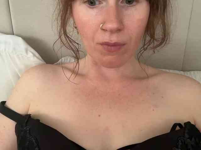 REDHEADROSIE