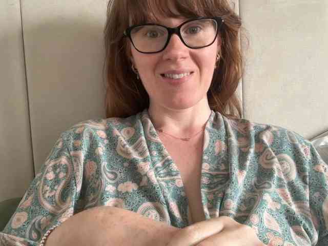 REDHEADROSIE webcam