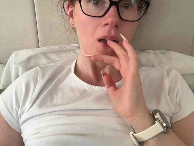 REDHEADROSIE webcam