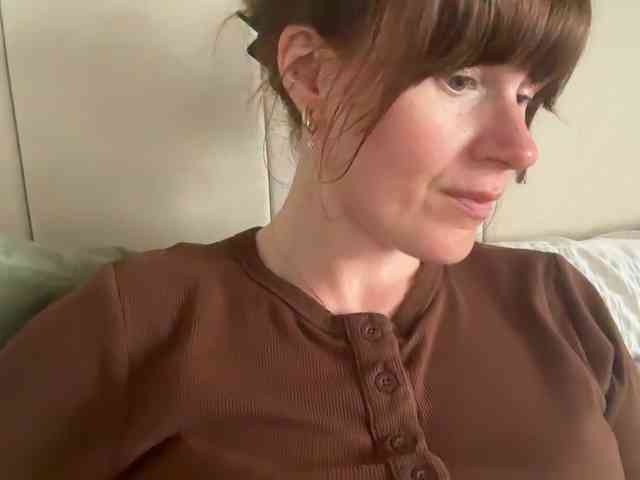 REDHEADROSIE webcam