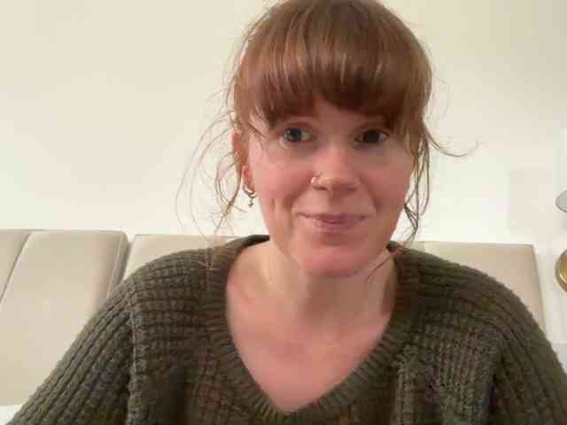 REDHEADROSIE webcam