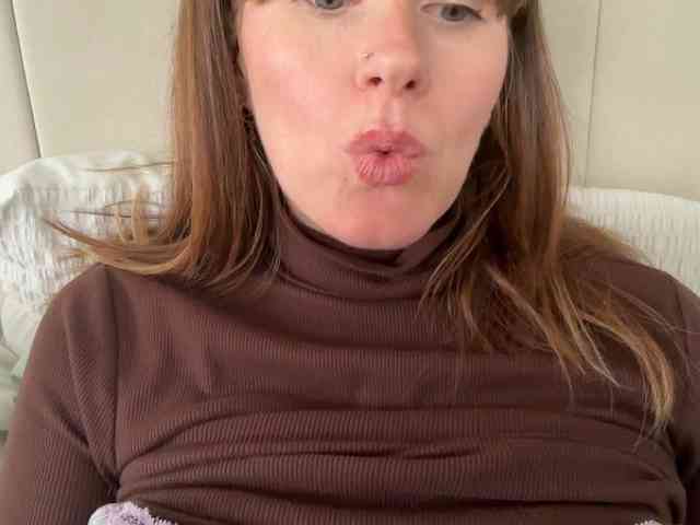 REDHEADROSIE