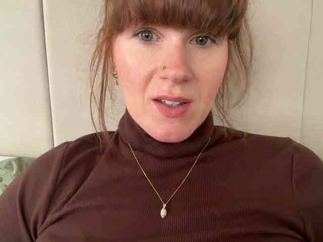 REDHEADROSIE webcam