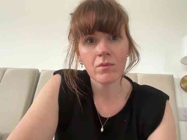 redheadrosie's live room