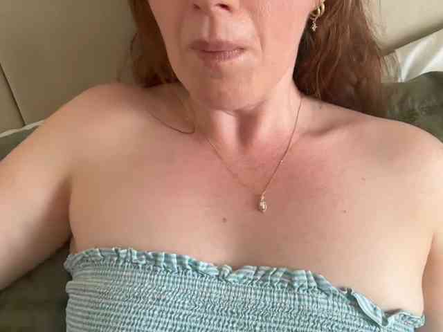 REDHEADROSIE