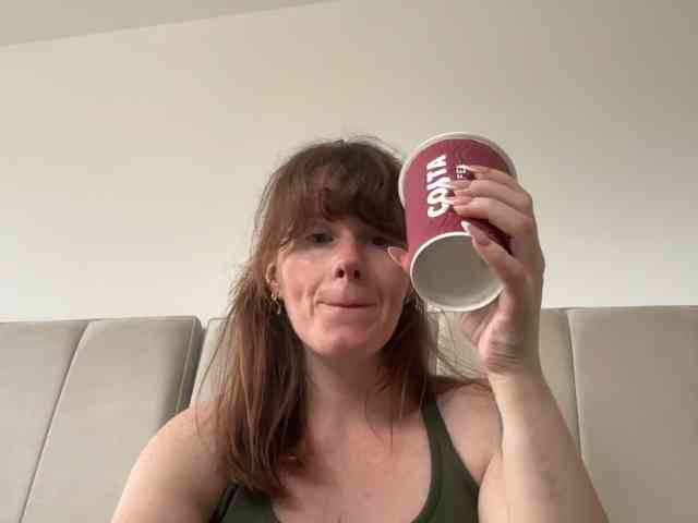 REDHEADROSIE webcam