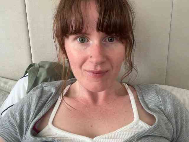 REDHEADROSIE