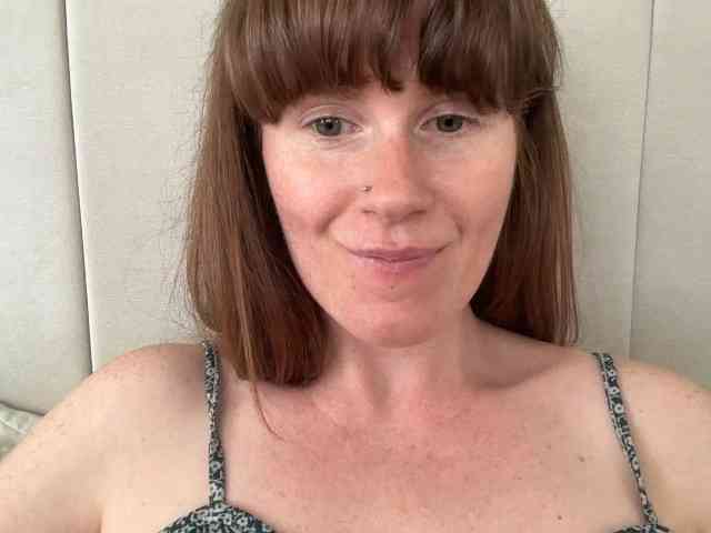 REDHEADROSIE
