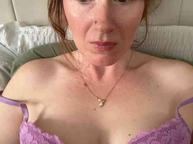 REDHEADROSIE